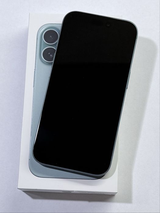 iPhone 16 Teak 94% battery