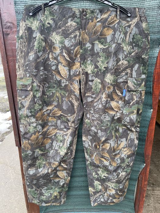 Se vinde costum camuflaj ,vanatoare,pescuit ,