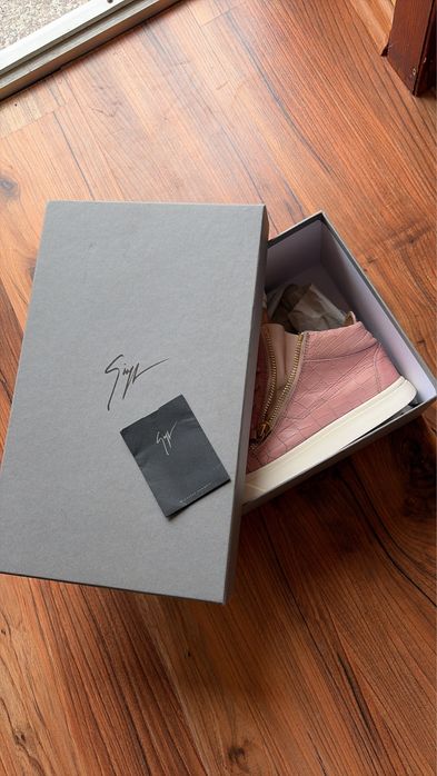 Giuseppe Zanotti papuci sneakers femeie