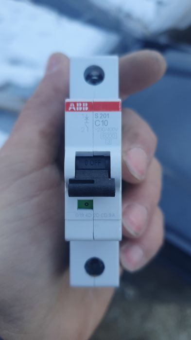 Disjunctor ABB  / siguranță automată / întrerupător