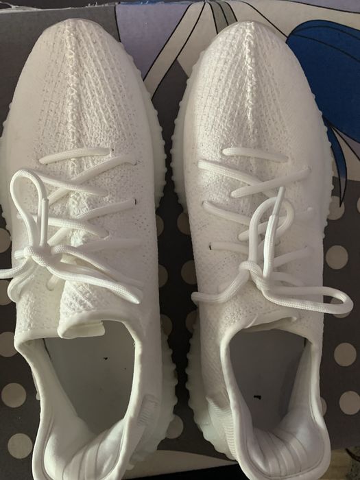 Yeezy Boost 350 v2 white