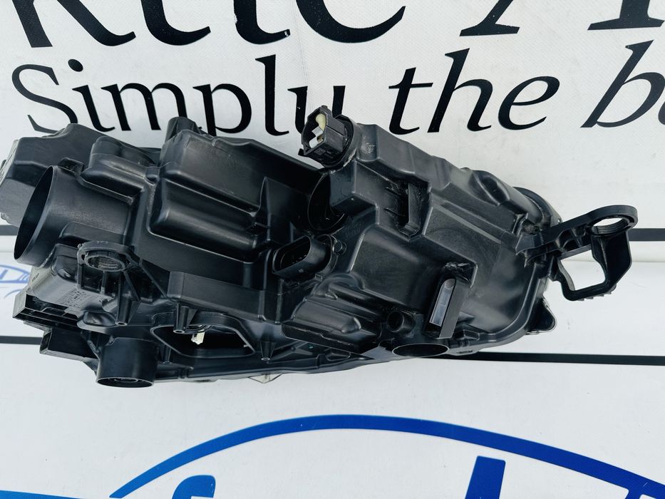 Far stanga led Skoda Scala cod 657941015