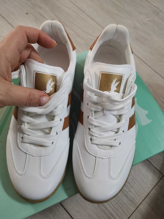 Pantof sport ușori de vara