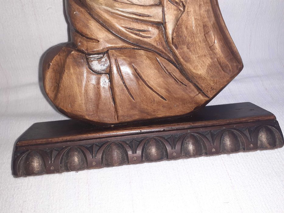 Fecioara Maria Maica Domnului bazorelief lemn bust lemn 32 cm