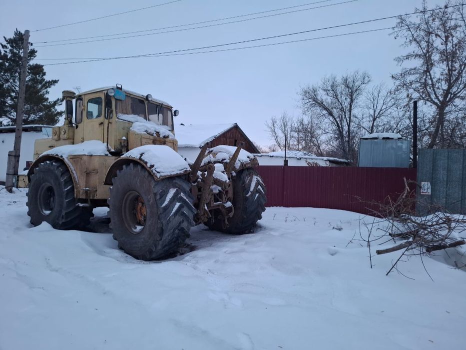 Трактор К-700А кировец