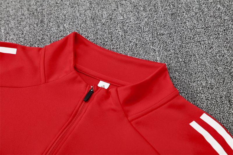 Спортен екип Адидас Манчестър Юнайтед