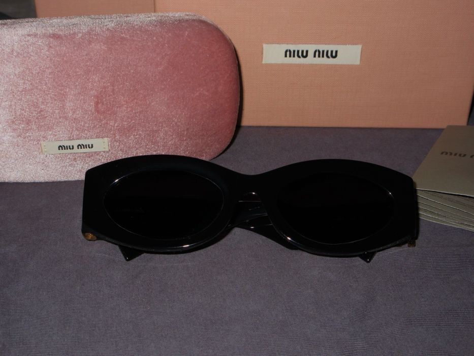 Оригинални Miu Miu слънчеви очила