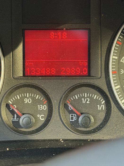 Proprietar ! Vand VW Golf 5 , 2005 , 1.6 FSI 115CP , computer de bord , incalzire scaune , in stare foarte buna
