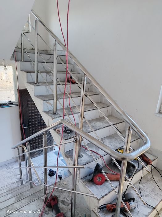 Иноксови Парапети