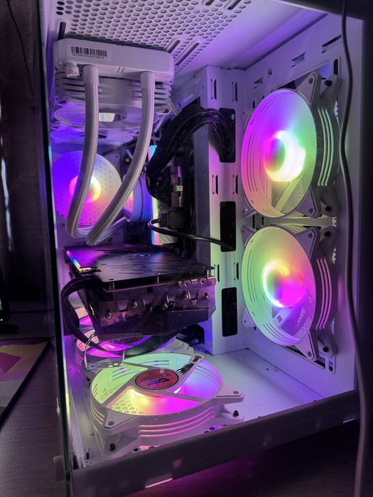 PC GAMING RTX 3070 ti  + I5 14400f  + 32gb RAM