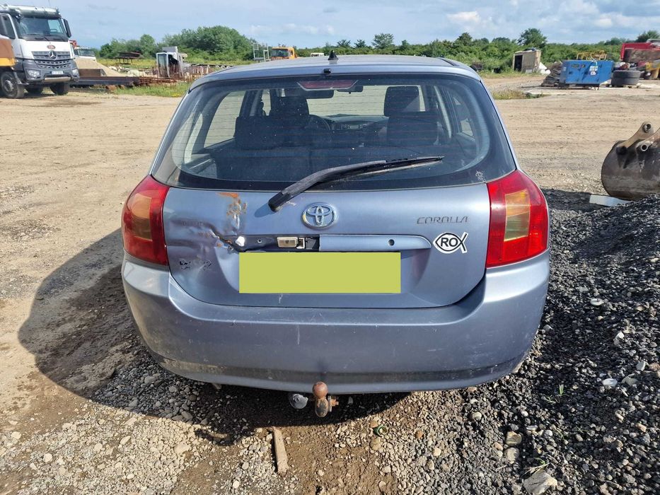 Vand Toyota Corolla pentru Dezmembrari