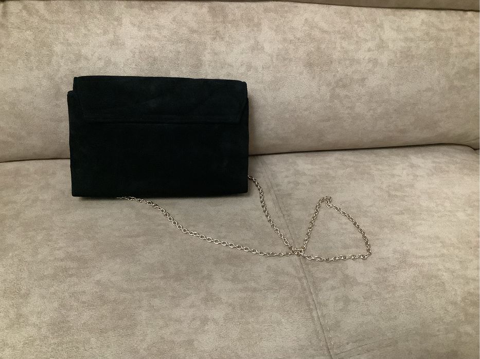 Продам бархатный клатч Accessorize