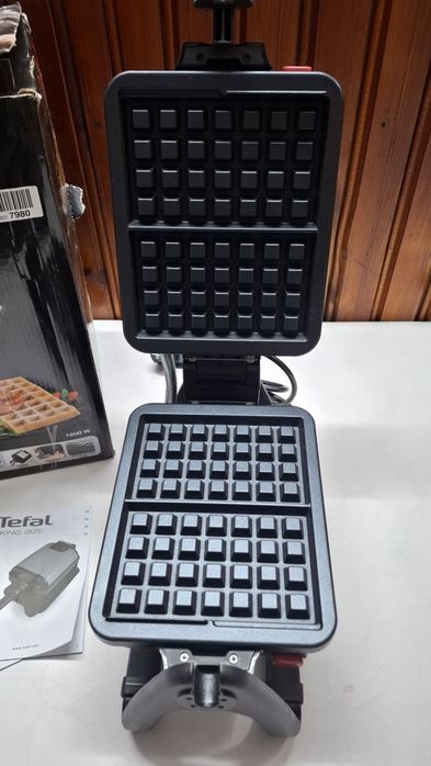 Гофретник Tefal Profi King Size, 1200W,въртящ се двоен