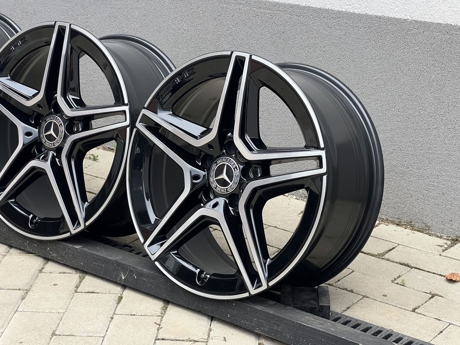 18 Джанти Mercedes W213 AMG