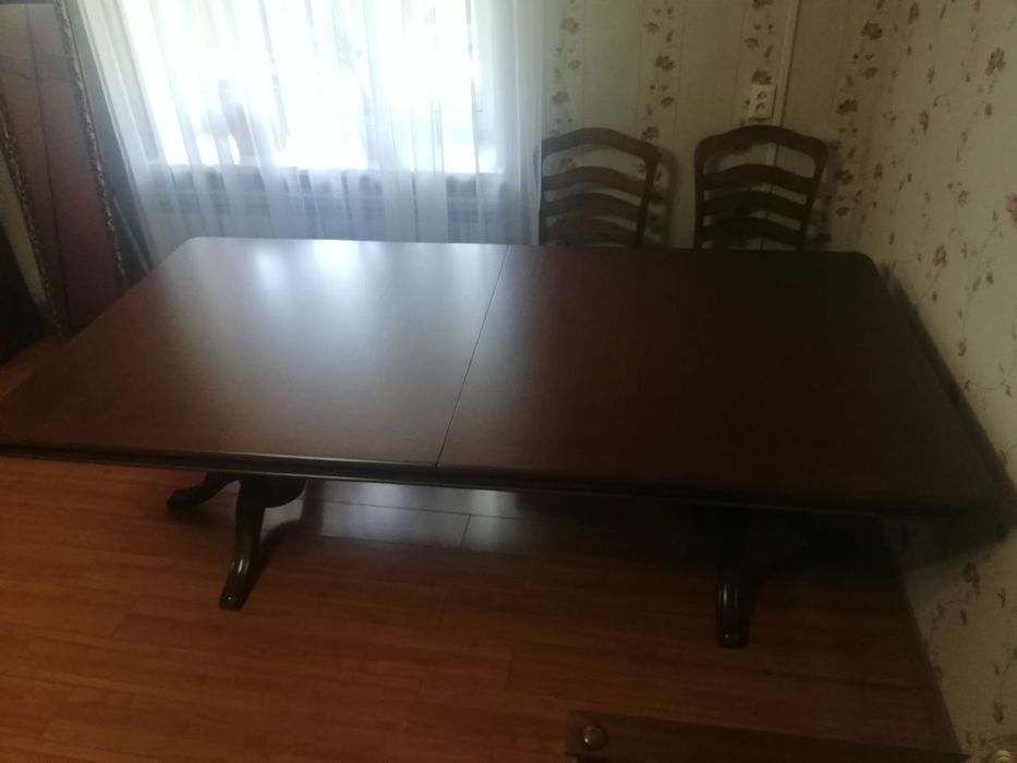 Стол деревянный Малайзийский