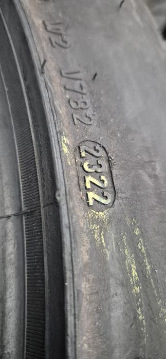 245 45 19 Pirelli M+S