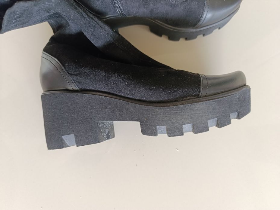 Дамски боти с платформа