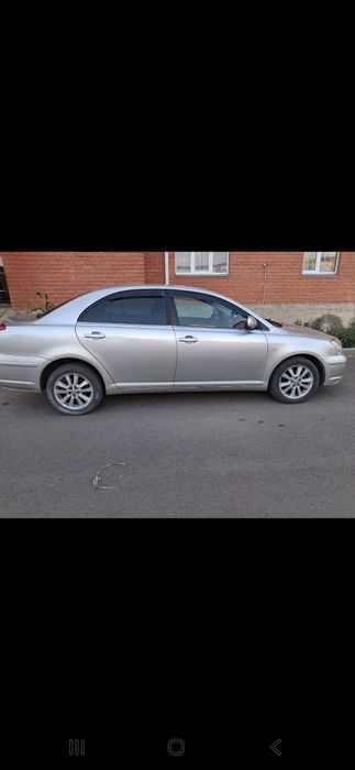Продам  автомобиль  тайотта авенсис  2004