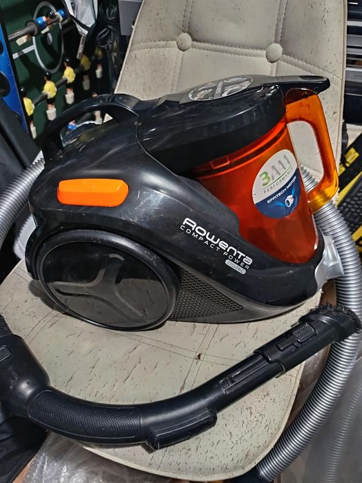 Aspirator rowenta compact power cyclonic