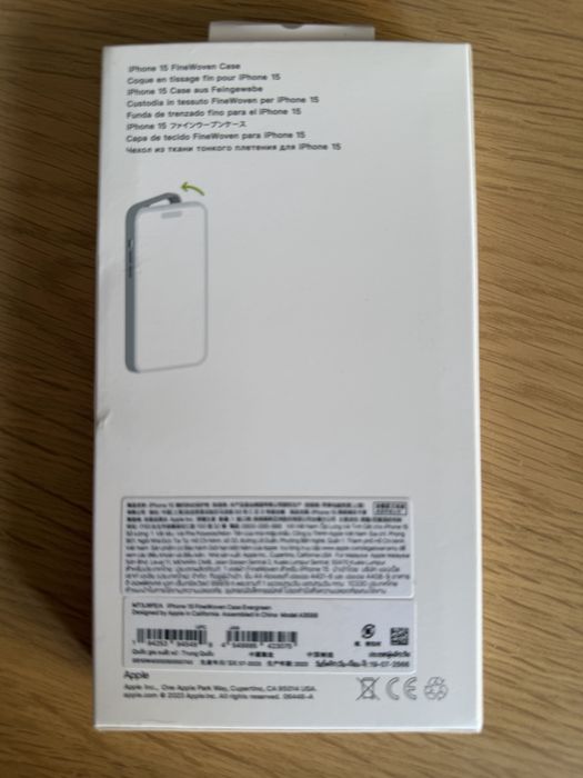 ЧИСТО НОВ калъф Apple iPhone 15 FineWoven Case MagSafe