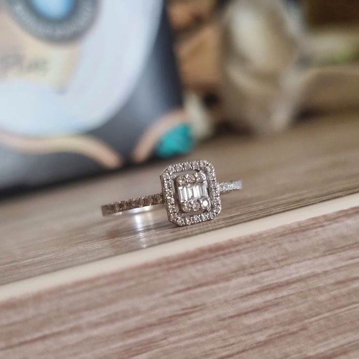 Inel aur 18k cu diamante naturale 0.28 ct