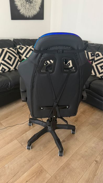 Se vinde scaun gaming rapid