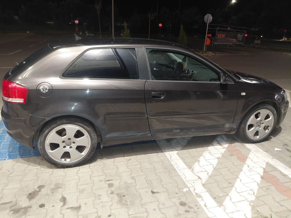 Audi A3 2.0 pentru mai multe detalii sunați