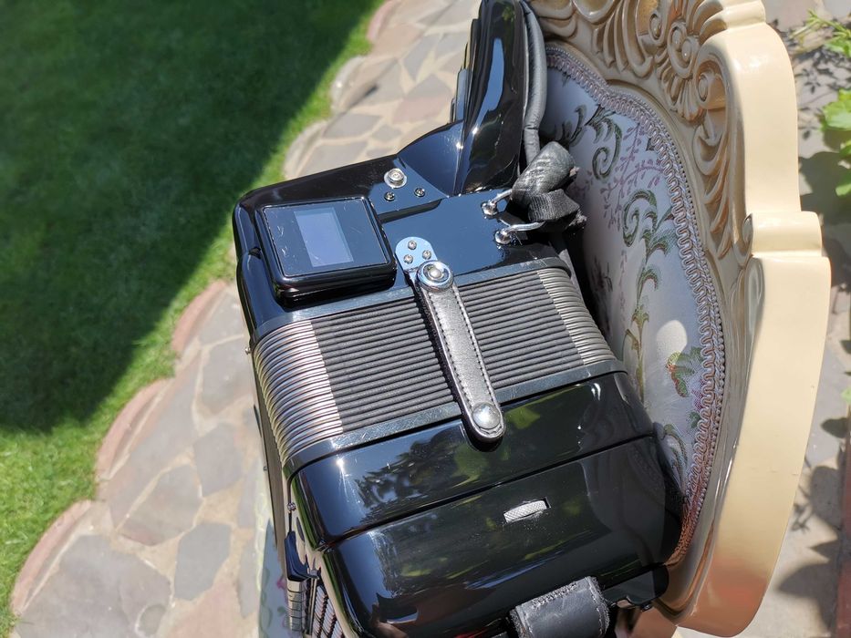 Acordeon Roland Fr7x Personalizat Impecabil