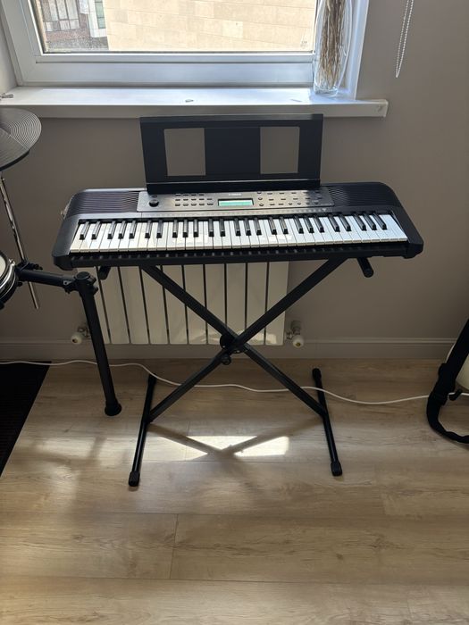 Синтезатор Yamaha E-273