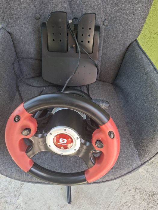 volan de gaming Serioux