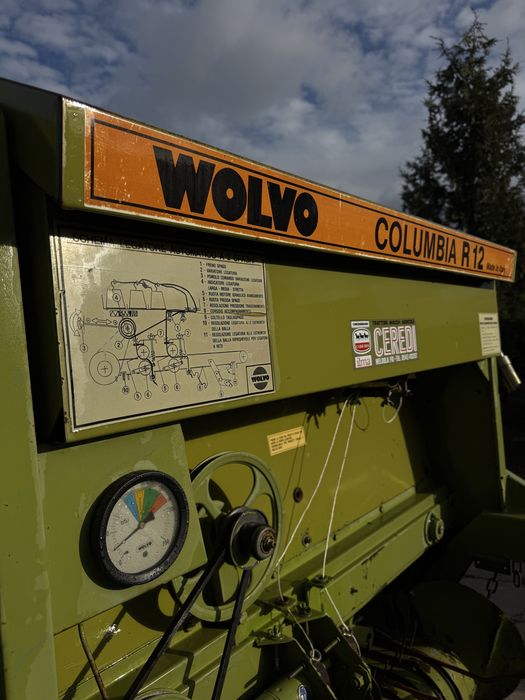 Presa de Balotat Wolvo Columbia R12(Claas, Krone)