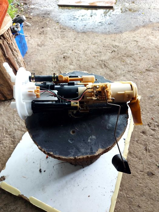 ,бензинова помпа