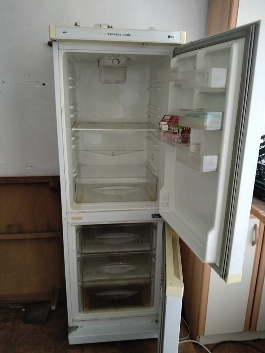 Холодильник, бойлер