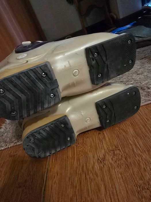 Продам ботинки для лыж размер 35.5-36