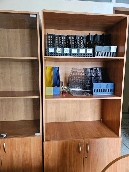 Офисная мебель - шкафы, пенал