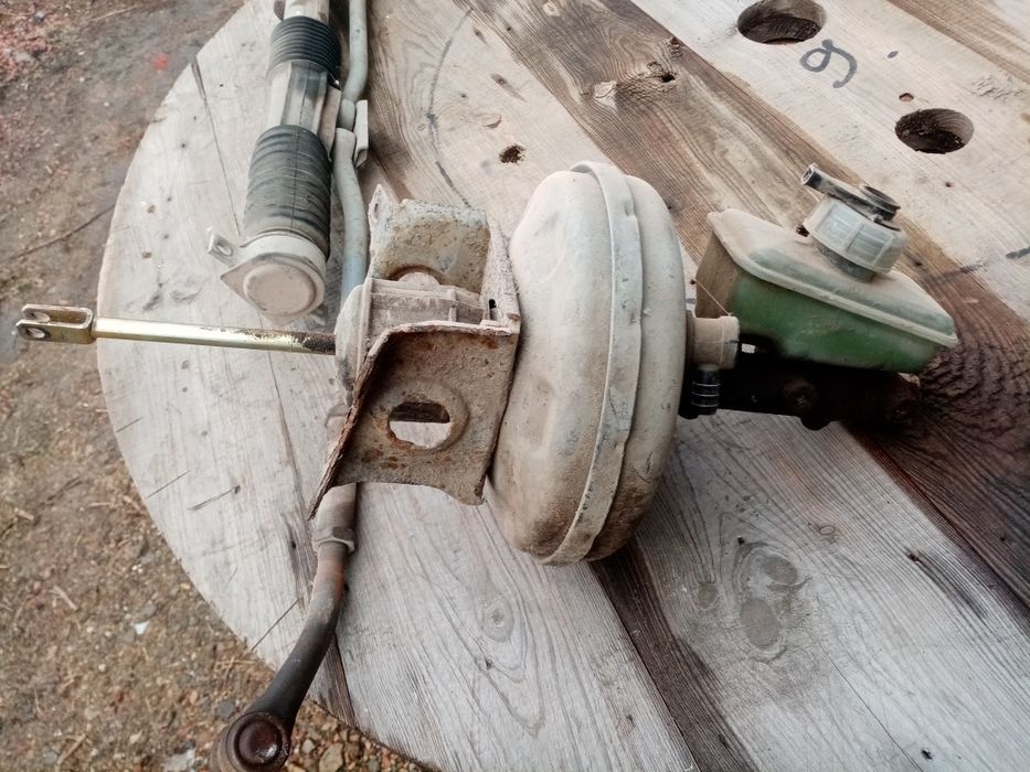 Продам. Бампер ваз 2115