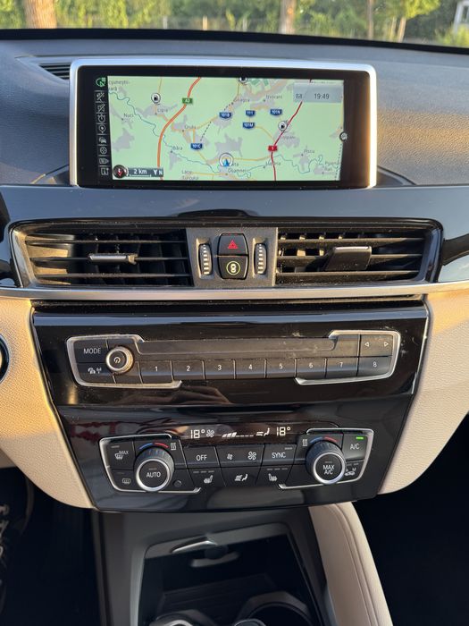 Bmw X1 2017 Xenon/leduri/camera/piele/head up/soft close/X drive/keyless/rate/garantie