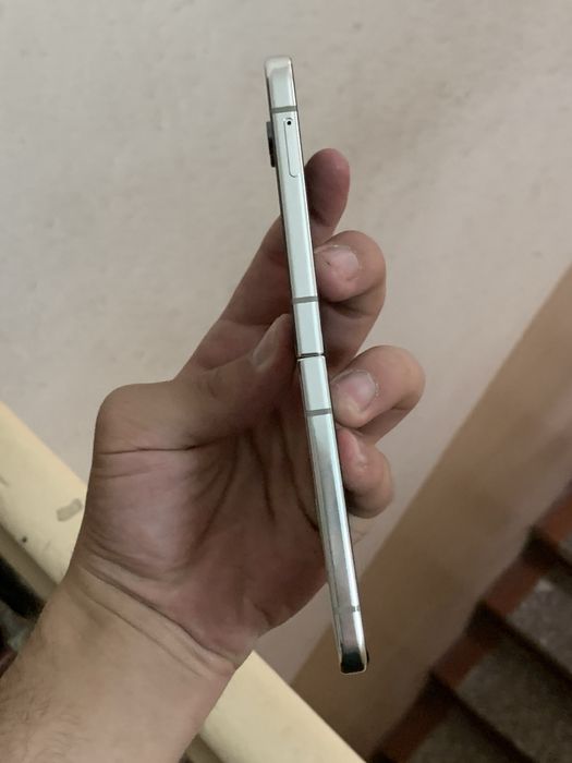 Samsung Galaxy Z Flip 5 230 y.e.