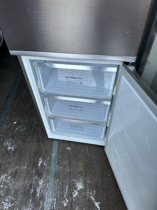 Продаю домашний холодильник