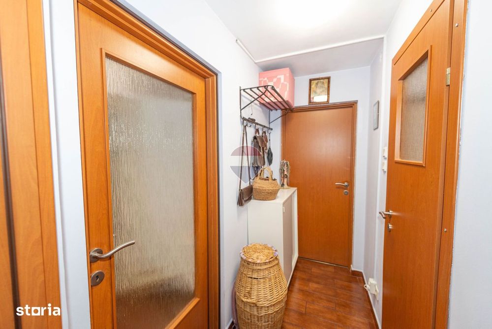 Apartament cu 3 camere, de vanzare, 58,3 mp, parter, in zona Titan