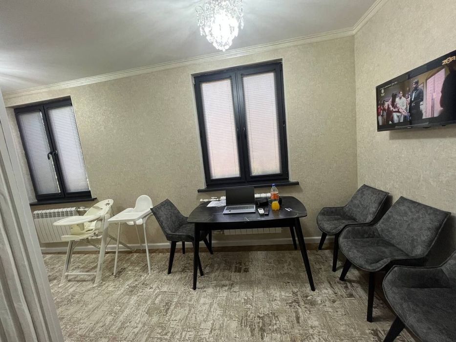 Юнусабад 14 Лулу 3/3/5 балкон 2х6 78м² Евро