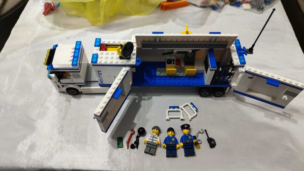 Продавам много Лего Град Сити Lego City част 2 Полицейски комплекти