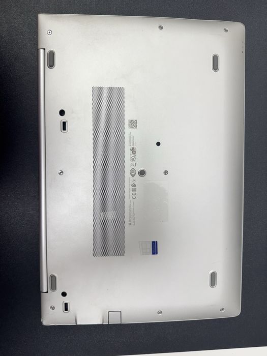 HP EliteBook 830 G8