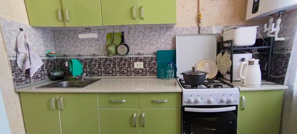 Продаётся кухонный гарнитур