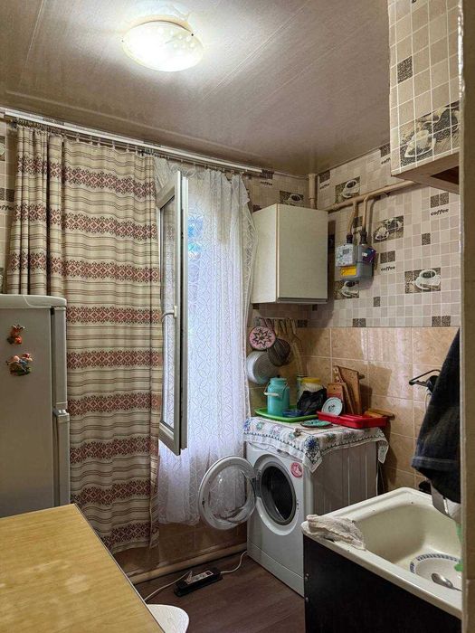 Продается 2/1/2 58 военный городок