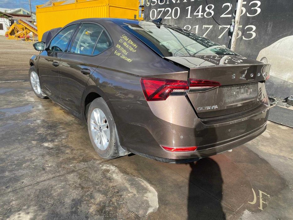 dezmembrez skoda octavia 4 , 1.5i cod motor DCPA cod culoare H8Z