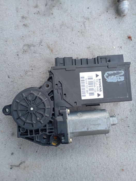 Машинка Ел. Стъкло лява врата Audi A4 B6