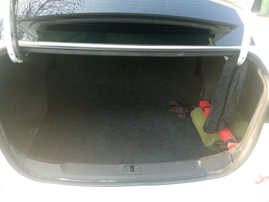 Продаю Шевроле Монза