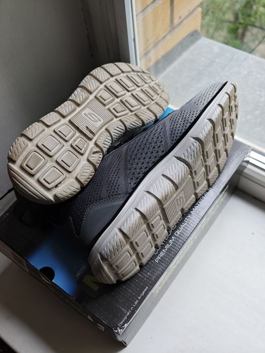 Кроссовки Skechers серые 42 размер