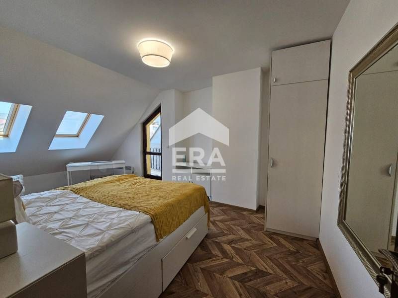 Дава се под наем Тристаен апартамент в Варна, Цветен квартал - 114 кв.м за 850 € - Снимка #10